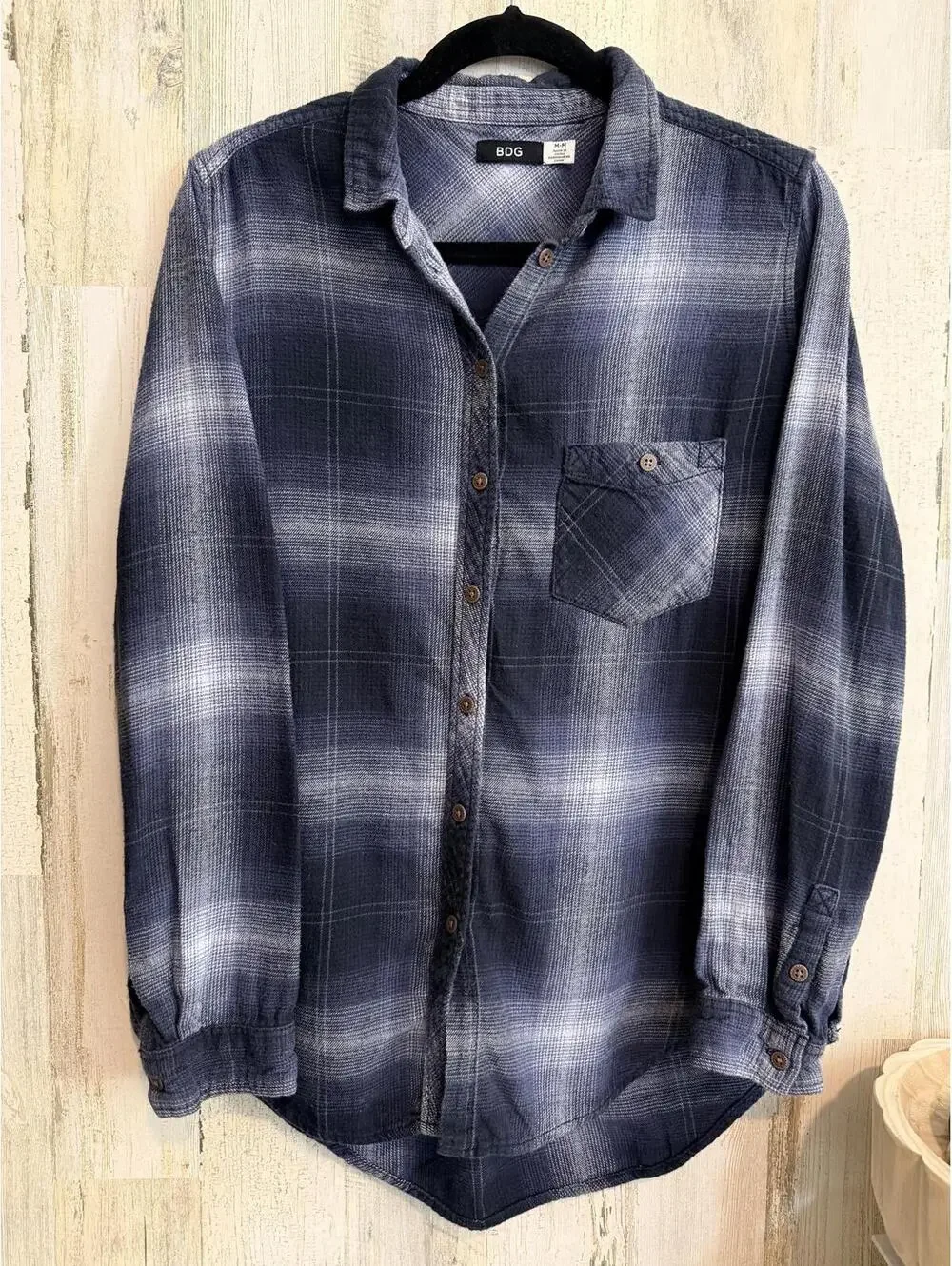 BDG Women's Medium Blue Plaid Button Down Flannel Shirt - Picture 11 of 12